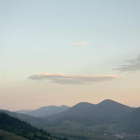 висота 890 Nyaraló Hajasd
